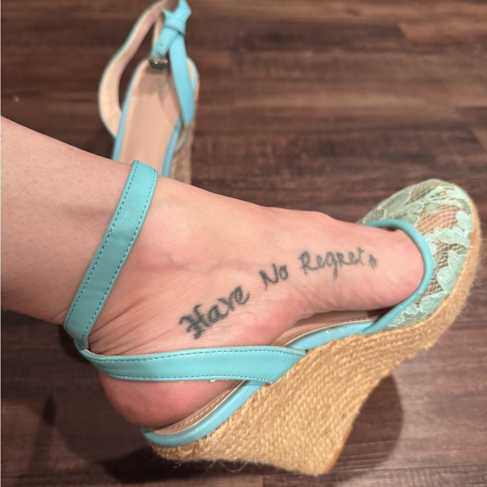 Wedges with lace detail - Picture 5 of 5